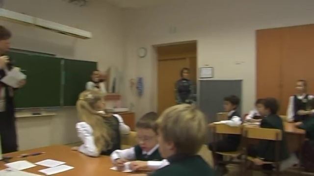 Работа в группах. Конструирование воздушного шара смотреть онлайн