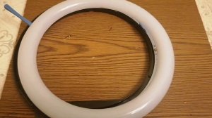 Как разобрать кольцевую лампу для селфи.