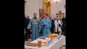 Освящение сретенских свечей