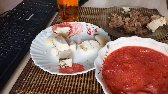 МУКБАНГ С ЮРОЙ МАНОЙЛОВЫМ КОНЮХОМ смотреть онлайн