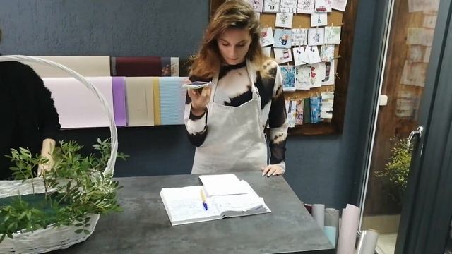 НАЙТИ СВОЁ МЕСТО. Один день работаю флористом .