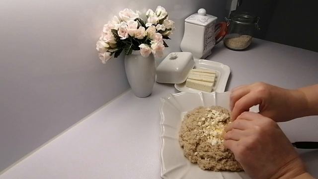 Каша из овсяных отрубей с брынзой и маслом смотреть онлайн