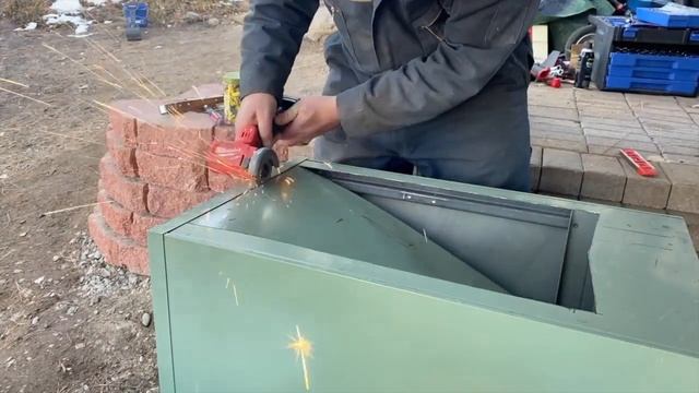Testing a $17 generic EBAY for Milwaukeee 4.0 Battery on Fuel tools смотреть онлайн