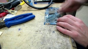 Ремонт Philips 37PFL7603D. Негатив. Белый экран. Замена Гаммы AS15-F