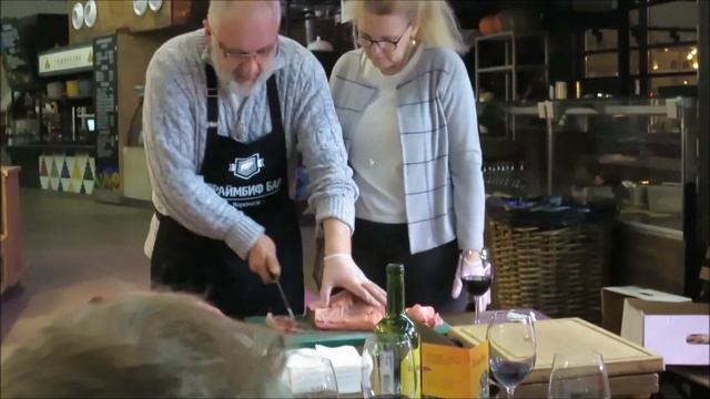 Как правильно резать мясо на стейки. Часть 1 смотреть онлайн