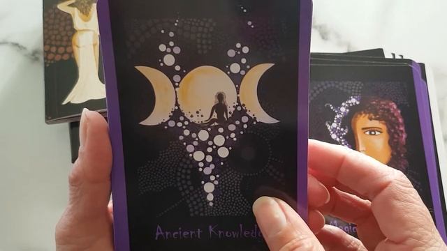 Aboriginal Goddess Chakra Oracle by Mel Brown. смотреть онлайн