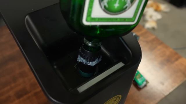 Sub-Zero Cooling My Jagermeister PC with a TAP MACHINE смотреть онлайн