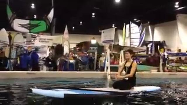 SUP headstand on the Easy Rider смотреть онлайн