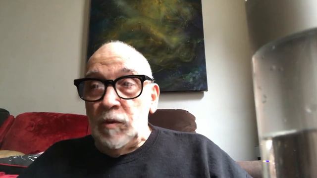 I review the Hydrology 9 Bong style vaping... Also a SHOUT OUT to ToTheCloudVaporStore.com смотреть онлайн