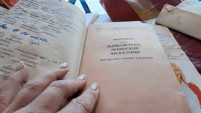 Встреча 40 лет спустя/ Что ОНА хранила для меня смотреть онлайн