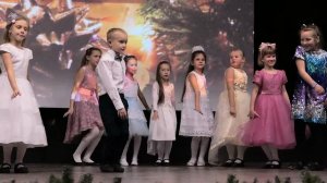 Золотая свадьба. Бабушка рядышком с дедушкой