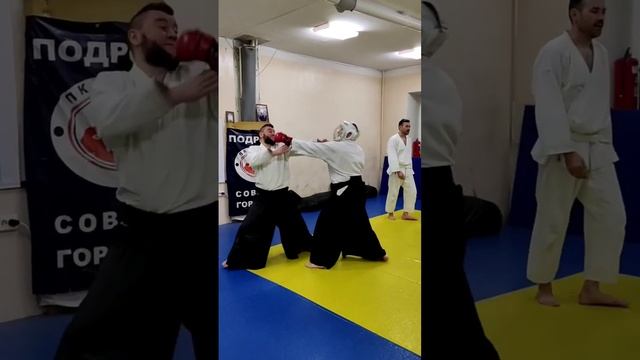 Одновременный удар на джеб #айкидо #уфа #АлексейЛобзов смотреть онлайн