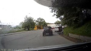 Запись с регистратора, встроенного в зеркало заднего вида