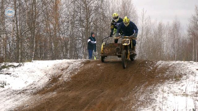 Мотокросс г. Кострома , трасса мотоклуба " Дружба " 28.10.2023 г. Мотоциклы с колясками. смотреть онлайн