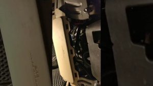 Устранение стука в рулевой колонке Тойота венза 2010