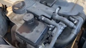 Mercedes Benz w212 стук мотора , решили проблему с натяжителем цепи и гидрокомпенсатороми