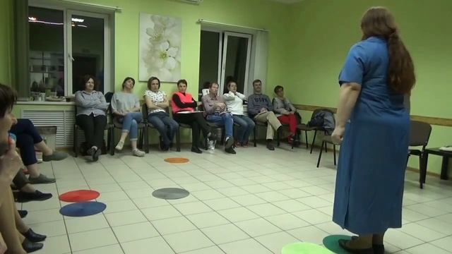 Часть 2. Михаил Бурняшев "Применение расстановок в индивидуальном консультировании"" смотреть онлайн