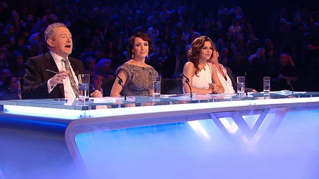 Lucie Jones will make you SMILE with your heart | Live Show 3 | Series 6 | The X Factor UK смотреть онлайн