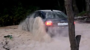 AUDI A4 QUATTRO в песке