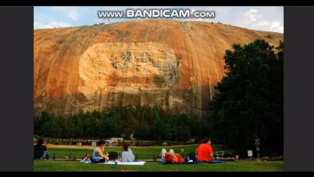 Гигантские статуи смотреть онлайн