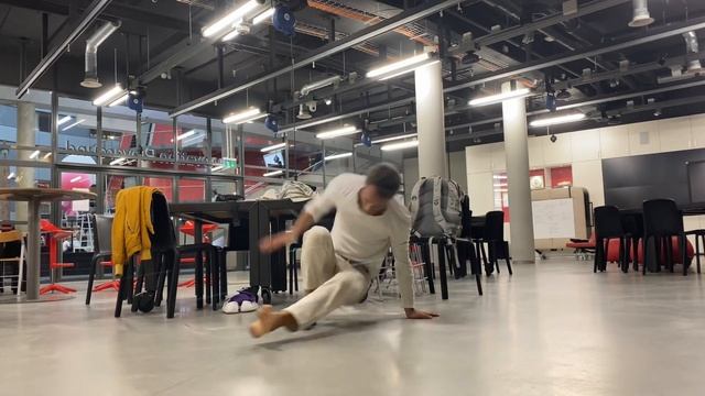 MASTER your signature moves | capoeira tutorial смотреть онлайн