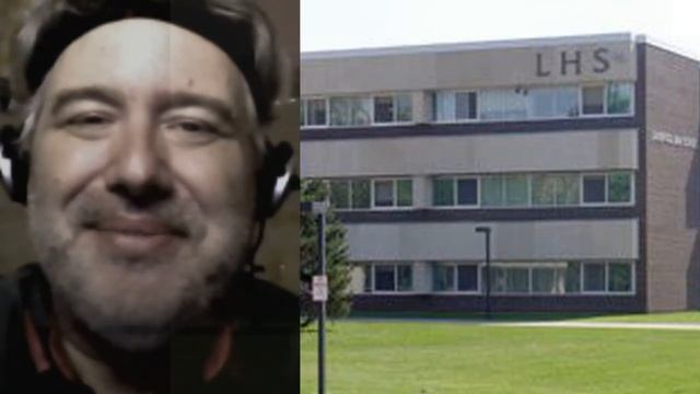 We Have School Spirit смотреть онлайн