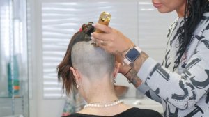 Woman at the barbershop to make a smooth shiny headshave. [Trailer]