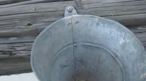 Конус для забоя птицы из старого ведра.