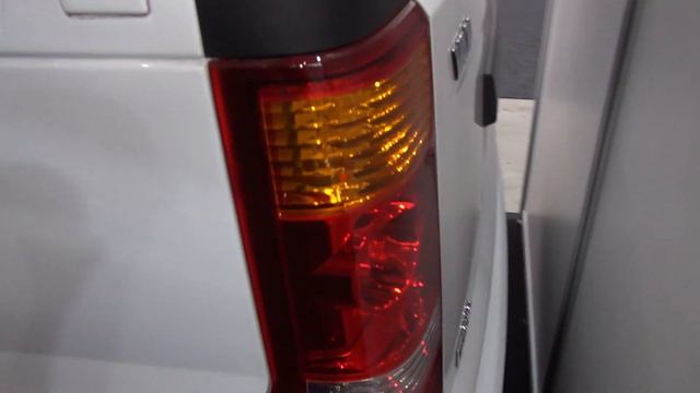 DFSK C35 Panel Van (2020) Exterior and Interior смотреть онлайн