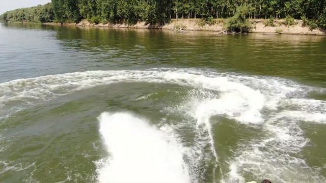 Saint Tropez Moldova смотреть онлайн