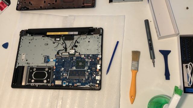 Lenovo Ideapad 110-15ACL SSD tuning, karbantartás / Lenovo Ideapad 110-15ACL SSD Upgrade, cleaning смотреть онлайн