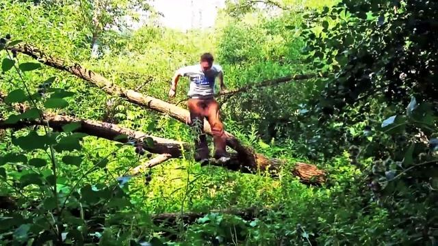 Traceur.RU - Flow Like Water смотреть онлайн