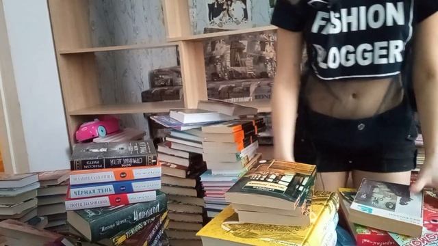 Реорганизация на книжных полках!??Большая перестановка книг! смотреть онлайн
