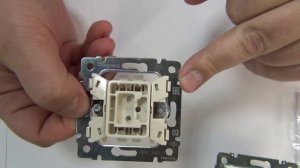 774406 - Переключатель Legrand Valena