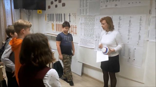 Занятие по коррекции безграмотного письма (дизорфографии), 5-6 класс, по методике Пятибратовой. смотреть онлайн