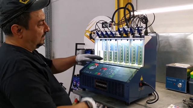 1.6 k4m и 2.0 m4r Чистка форсунок на стенде смотреть онлайн