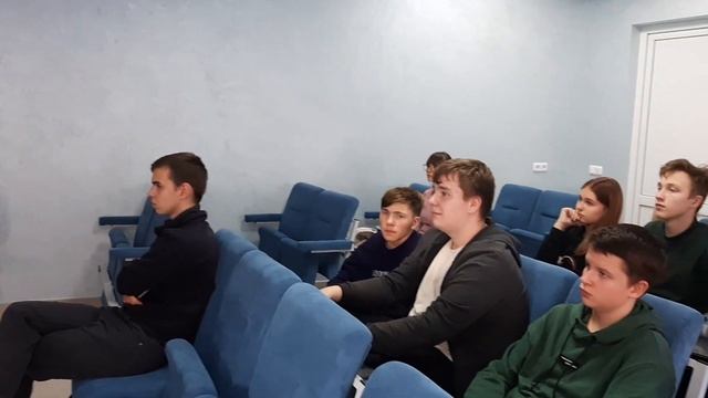 День отца. Почему нельзя употреблять слабые алкогольные напитки и алкоголь юношам как будущим отцам смотреть онлайн