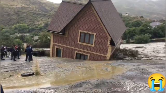 Дагестан. Цумадинский район. Агвали. Страшный ливинг. Жалко 🏠🏚🏡