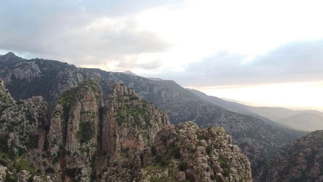 Middle Atlas MOROCCO | تصوير جوي لجبال الأطلس | Drone Footage 4k смотреть онлайн