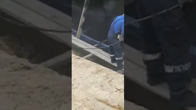 Процесс нанесения полимерной Мастики на бетонную поверхность смотреть онлайн