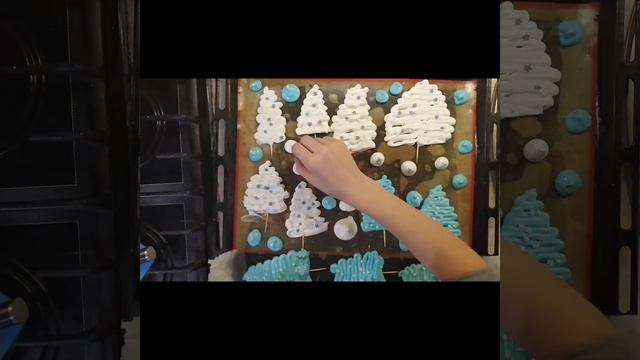 Супер ВКУСНЫЙ тортик "Сникерс" с зимним оформлением!Бюджетный Рецепт Тортик! смотреть онлайн