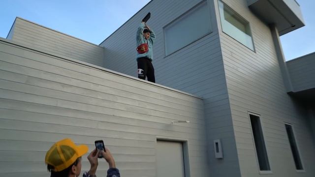 Destroying Our Little Sister's PS4, Then Giving Her A PS5! смотреть онлайн