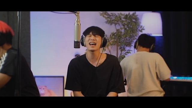 Lazyloxy - Tiger Cry Freestyle (Raw Session Live) + ENG SUB смотреть онлайн