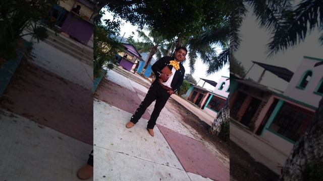 ISMAEL DIAZ "UN DIA A LA VEZ" смотреть онлайн