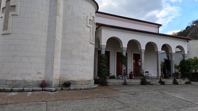 Церковь "Покрова Пресвятой Богородицы". Ялта, Нижняя Ореанда. Февраль, 2023. смотреть онлайн