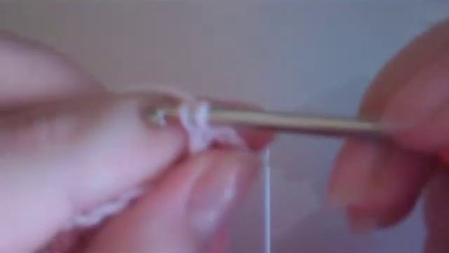 Рукоделие крючком - Вяжем квадрат "Ромашка" (чать 2) смотреть онлайн