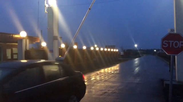 КПП коттеджного посёлка Малиновые вечера 2019 смотреть онлайн