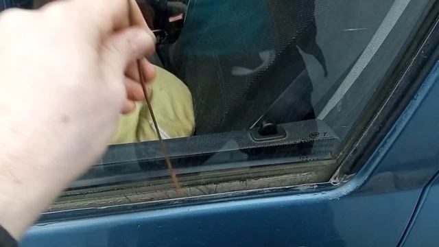 Как открыть рено логан без ключа за 2 минуты. смотреть онлайн