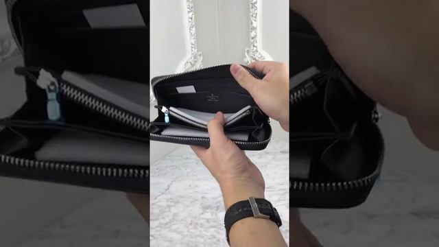 Портмоне Louis Vuitton. AX0340 смотреть онлайн