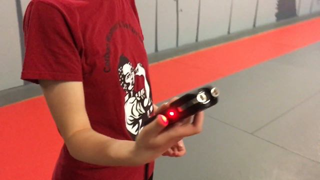 ★★★★★ Testing Amazon's Top 4 Stun Batons & Getting Shocked Review Taser, Streetwise, Vipertek, Sabr смотреть онлайн